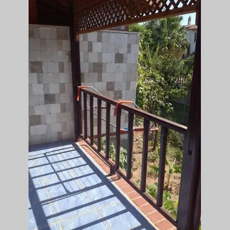 Family House - Pool And Beach Дом отдыха